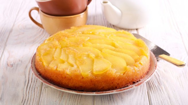 Pastel de peras, calabaza y manzana