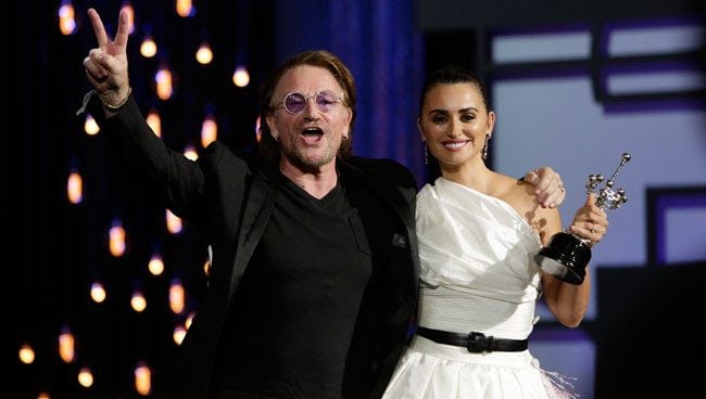 Penelope Cruz con Bono @FCSS