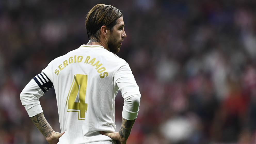 Sergio Ramos, en el partido contra el Atlético. (AFP)