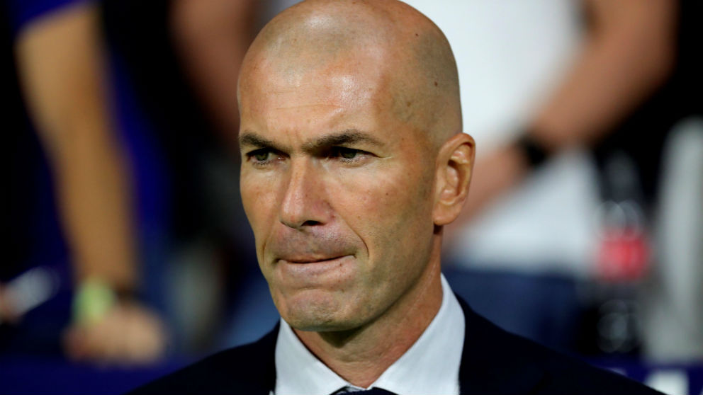 Zinedine Zidane durante el derbi. (EFE)