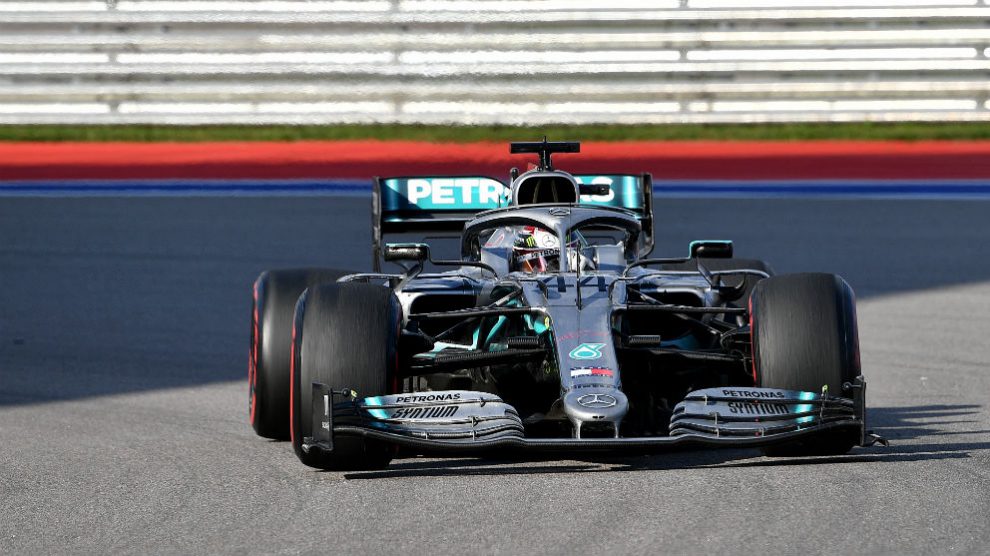 Hamilton, durante una carrera. (AFP)