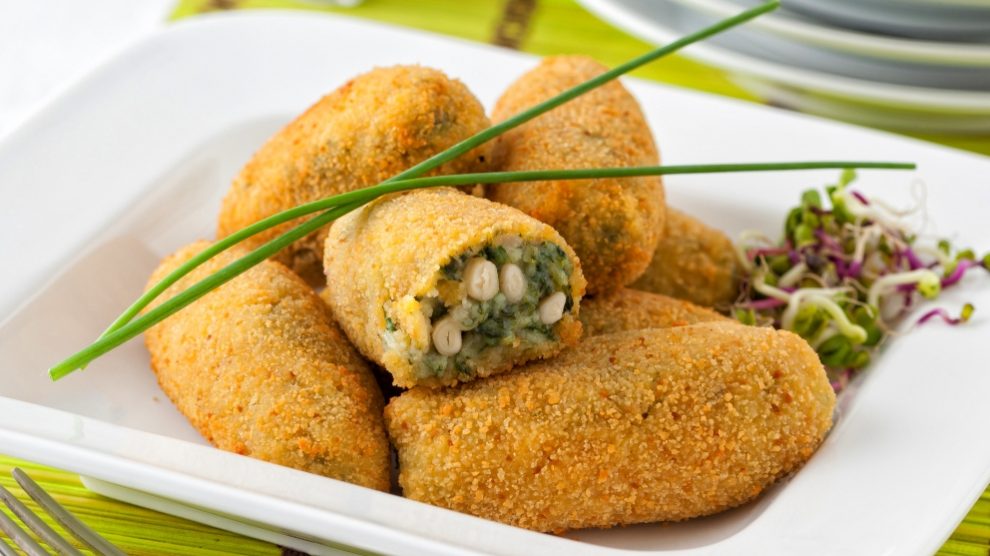 Receta de Croquetas de espinacas, queso y piñones