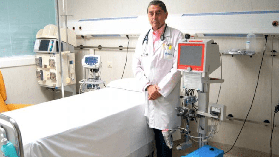 El jefe de la Unidad de Medicina Intensiva del Hospital Ruber Internacional, Andrés Carretero @Quironsalud