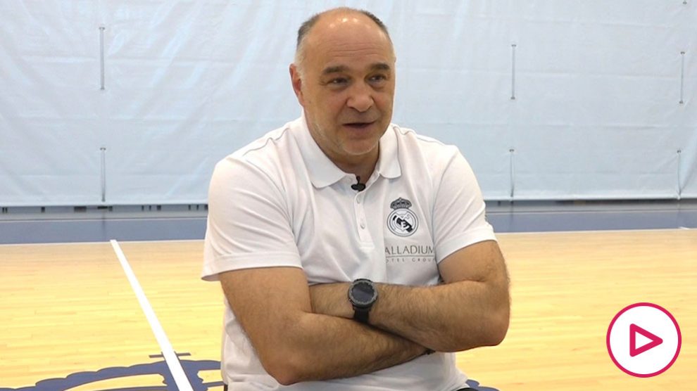 Pablo Laso atiende a OKDIARIO en Valdebebas.