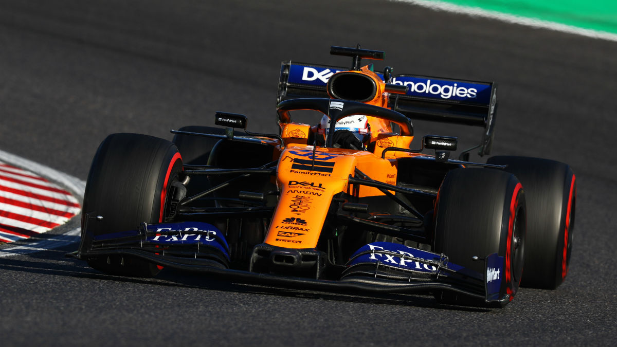 Carlos Sainz Jr. a los mandos de su McLaren, en el GP de Japón de Fórmula 1 (Getty).