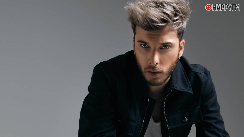 Blas Cantó, a punto de publicar una canción llena de magia