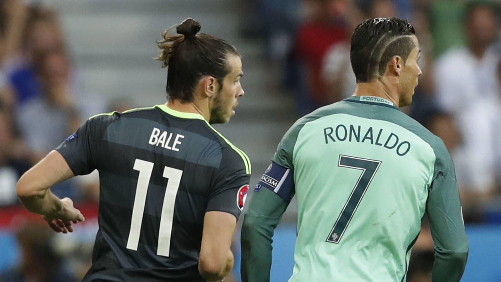 Bale y Cristiano, en una foto de archivo en un partido entre Gales y Portugal.