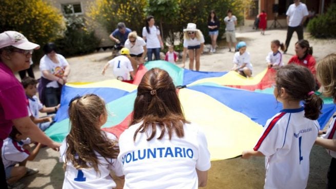 Ocho de cada diez universitarios que hacen voluntariado son mujeres