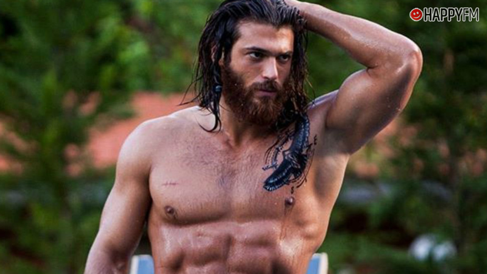 Can Yaman está pensando en cortarse el pelo