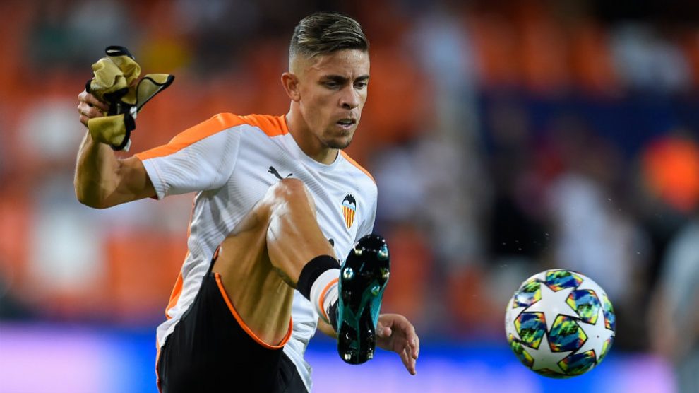 Gabriel Paulista durante un calentamiento (AFP)