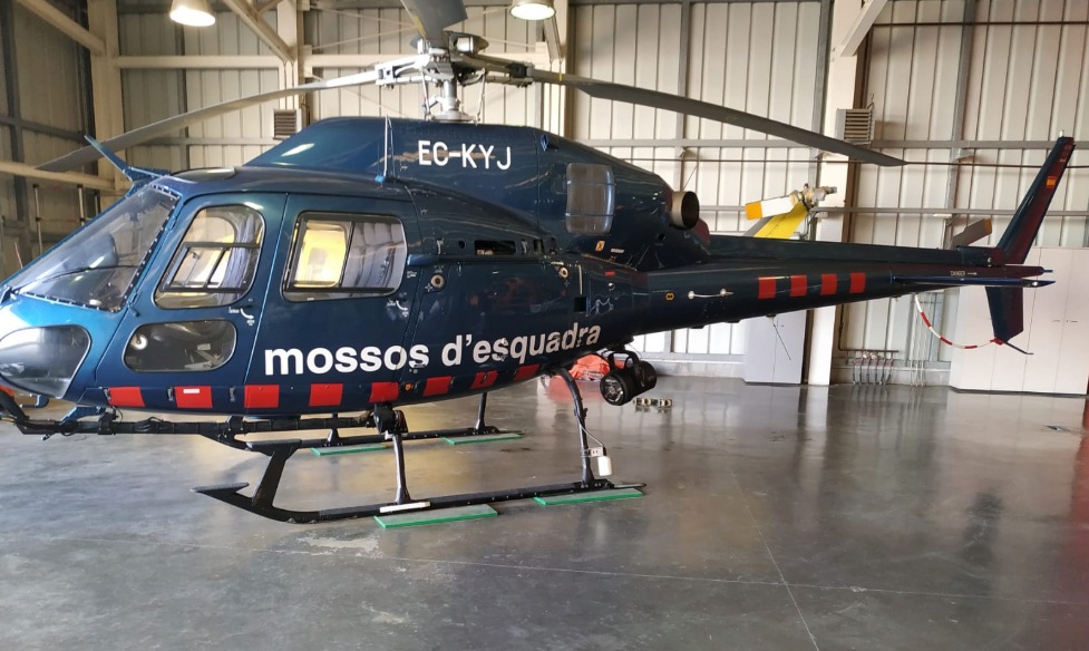 Helicóptero policial de los Mossos.