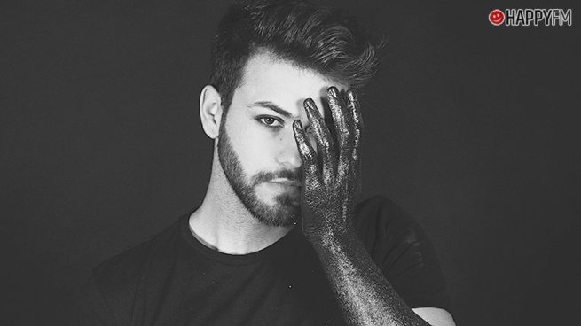 ‘La Lista de Happy FM’: Agoney consigue que ‘Black’ suba a lo más alto