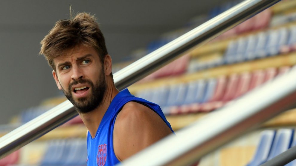 Piqué, en un entrenamiento del Barcelona. (AFP)
