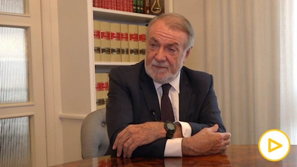 Jaime Mayor Oreja: «La ideología de género es un ataque a la biología y a la ciencia»