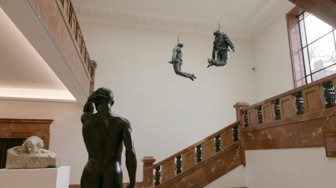 Hanging Figures, 1997. Juan Muñoz. @MuseoBellasArtesdeBilbao