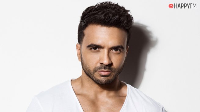 Luis Fonsi, duramente criticado por su mensaje en apoyo a Chile