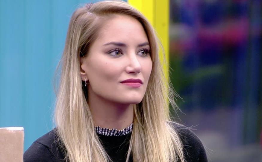 Alba Carrillo