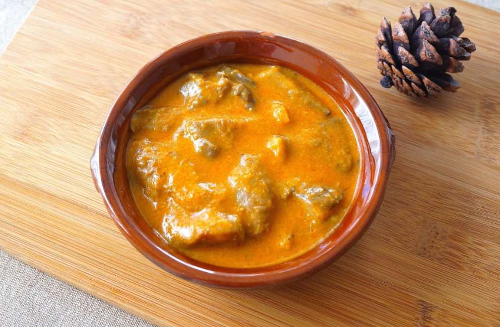 Receta de Callos ibéricos en salsa de champiñones