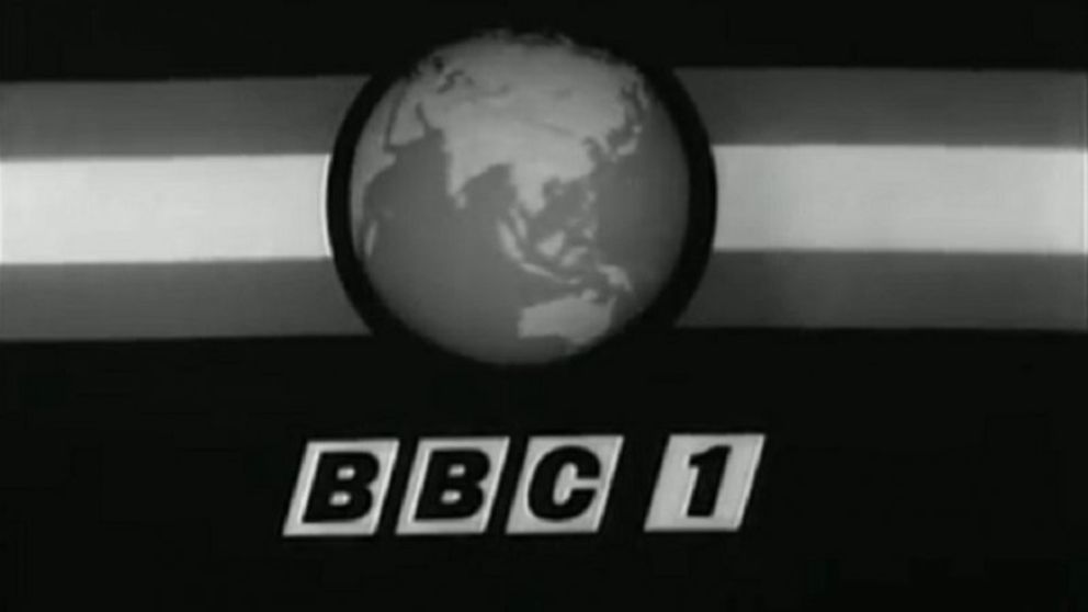 El 2 de noviembre de 1936, se lanza el Servicio de Televisión de la BBC llamado BBC 1.