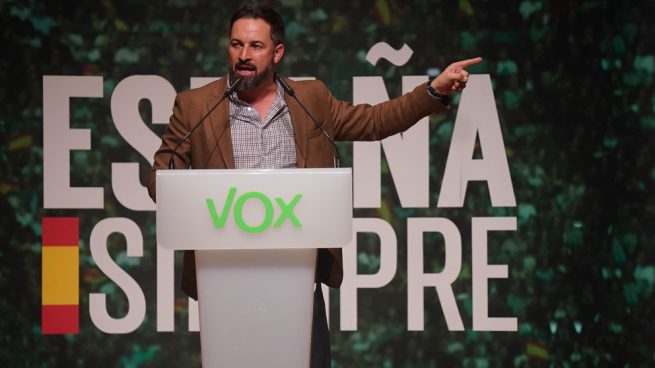 vox-santiago-abascal Vox inmigrantes