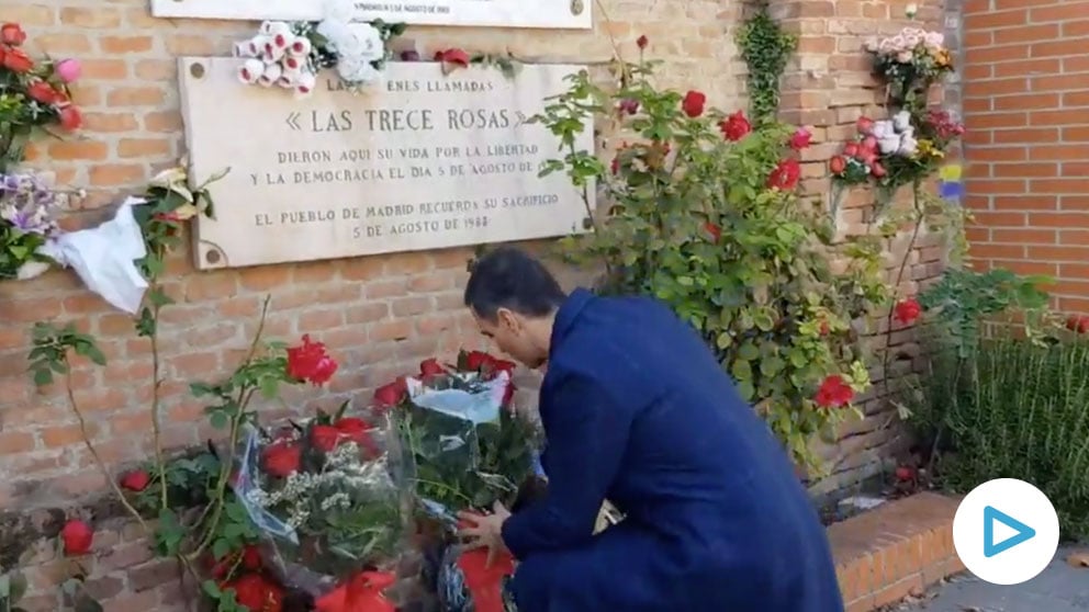 Pedro Sánchez, en el cementerio de La Almudena.