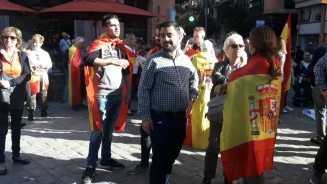 Centenares de personas se manifiestan en Palma en apoyo a la Policía, la Guardia Civil y los Mossos