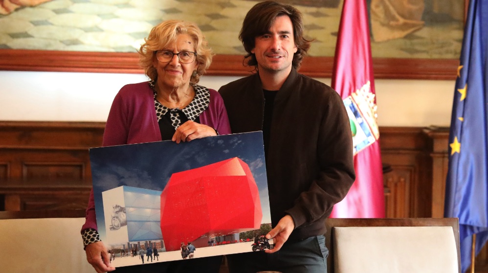 Manuela Carmena presentnado el Museo de Ángel Nieto hace un año. (Foto. Madrid)