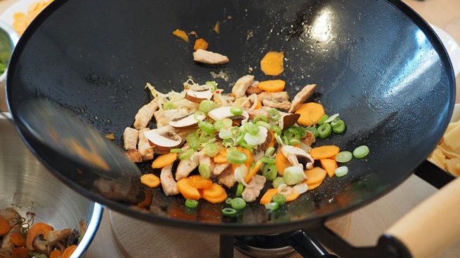 Pechugas de pavo wok hei