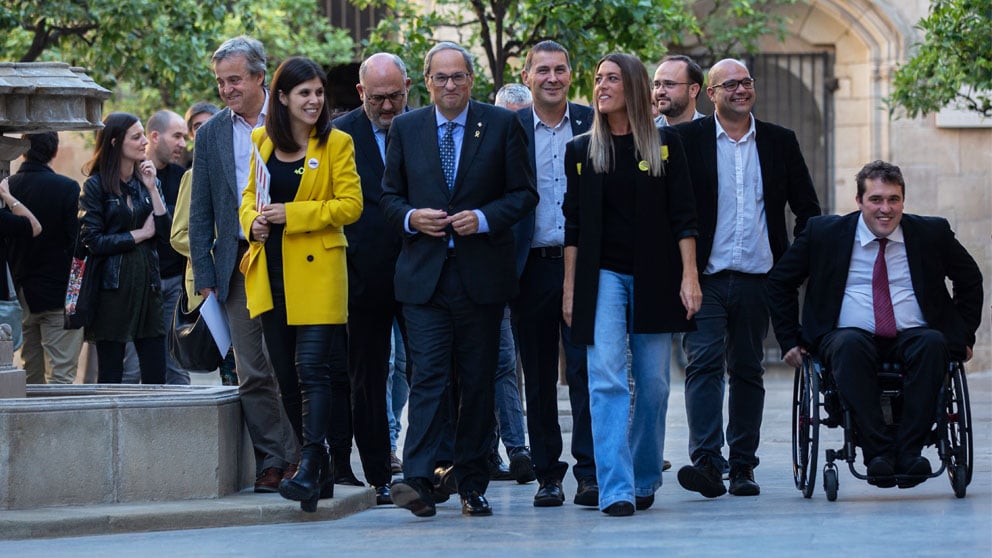 Arnaldo Otegi con los líderes separatistas catalanes encabezados por Quim Torra (Foto: EP)
