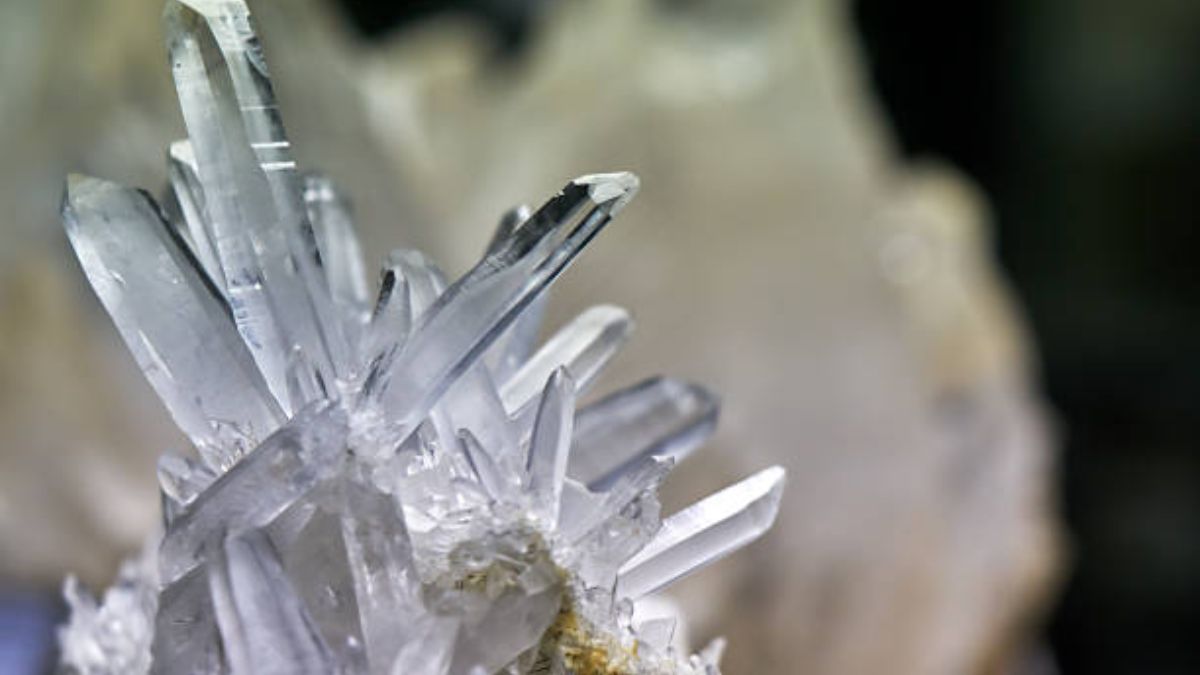 Descubre qué es y qué propiedades tiene el cristal de roca