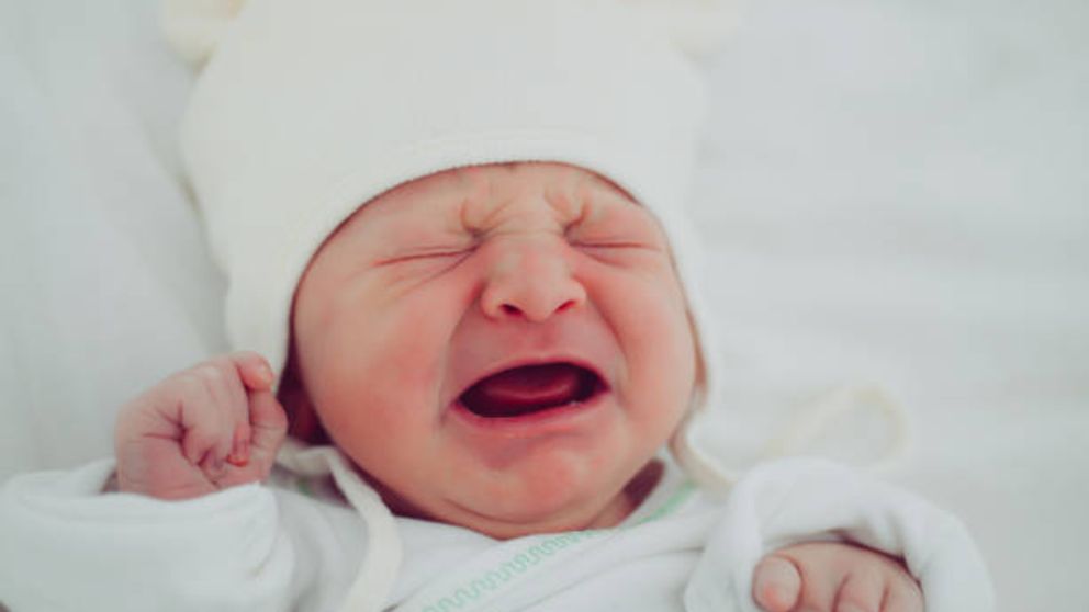 Descubre qué es el ruido blanco y si es seguro usarlo para dormir a los recién nacidos