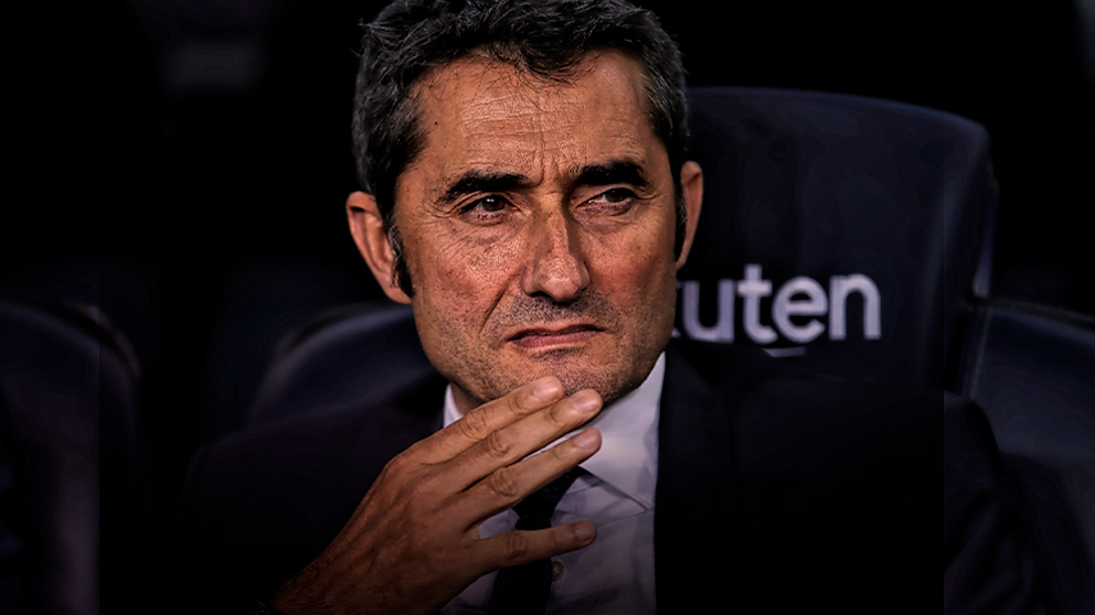 Ernesto Valverde, en el banquillo del Camp Nou.
