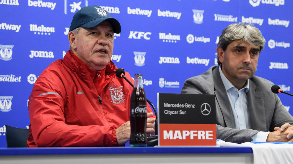 Javier Aguirre, presentado como nuevo entrenador del Leganés (@CDLeganes)