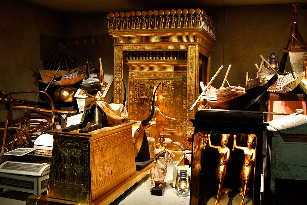 visita la tumba de tutankhamón tal y como la descubrió howard carter y
