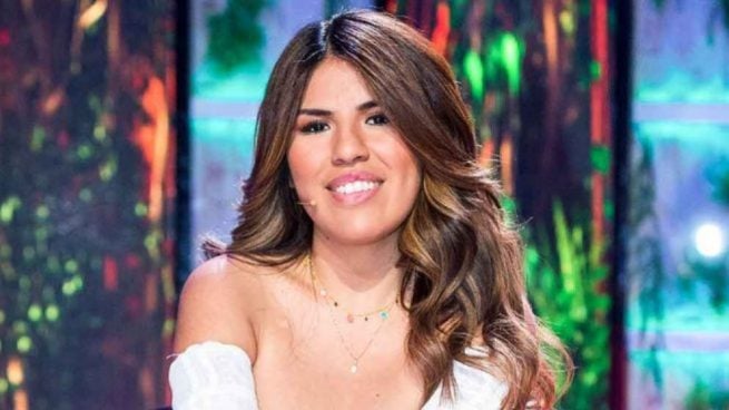 Instagram: Isa Pantoja felicita la Navidad mostrando piernas largas