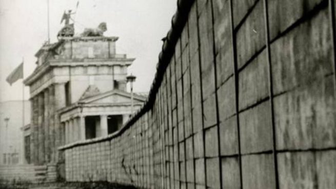 Resultat d'imatges de muro de berlin