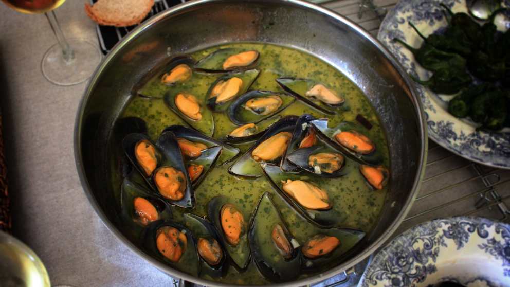 Receta de Mejillones al curry verde