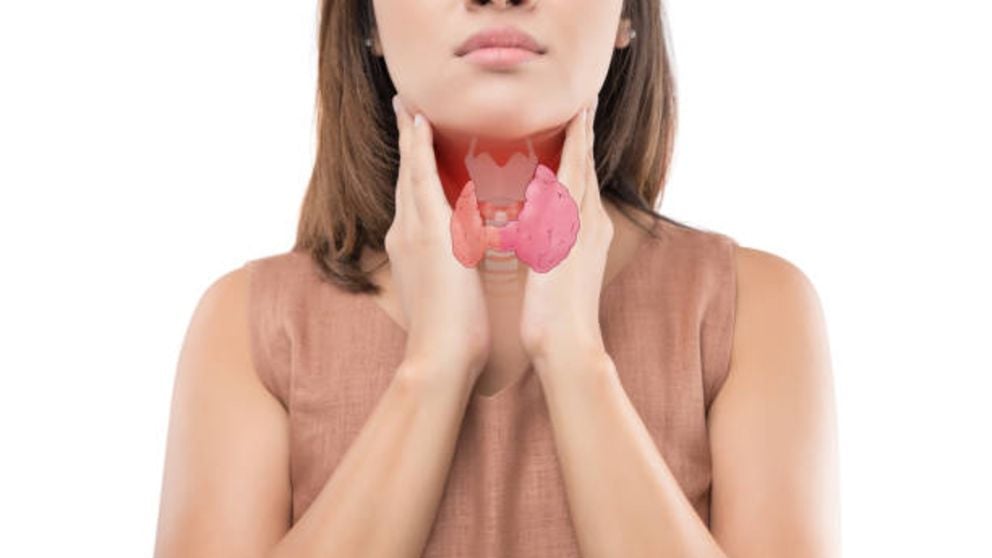 Descubre qué es la tiroiditis postparto, sus síntomas y tratamiento