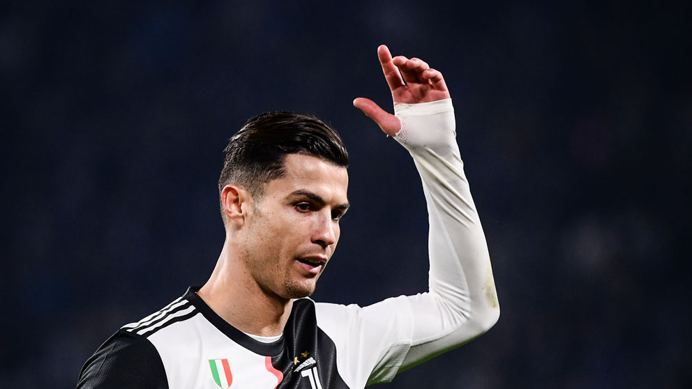 Gesto-de-Cristiano-Ronaldo-al-ser-sustituido-en-el-último-encuentro-de-la-Juventus-ante-el-Milan-(AFP)