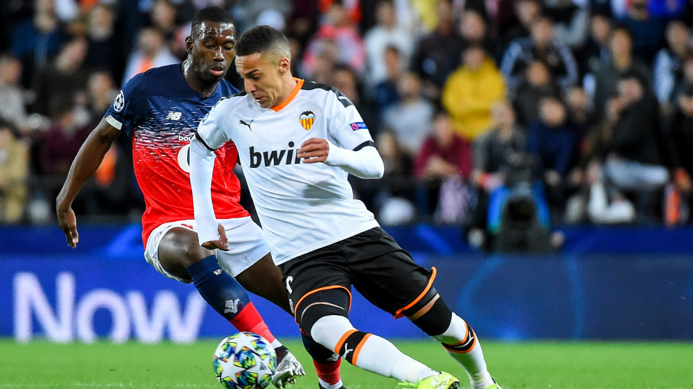 Rodrigo Moreno con el Valencia ante el Lille (AFP)