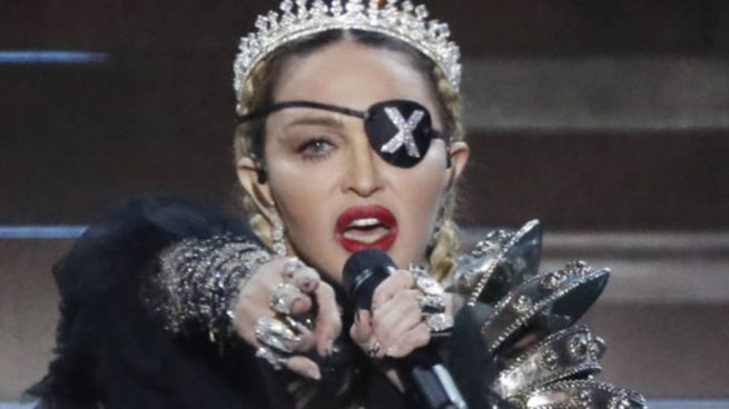 Un fan denuncia a Madonna por llegar tarde a sus conciertos