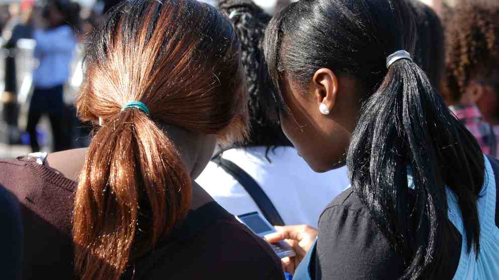 Opciones para revisar el móvil de los hijos