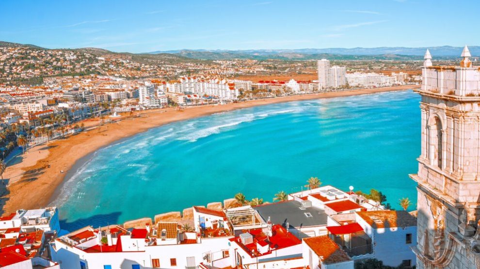Peñíscola arrasa en verano y tiene unas fantásticas fiestas en invierno