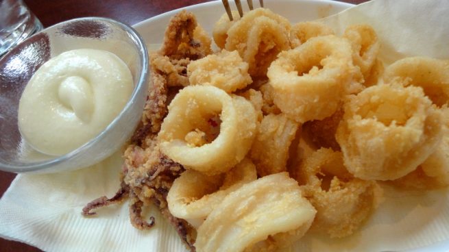 Calamares con alioli