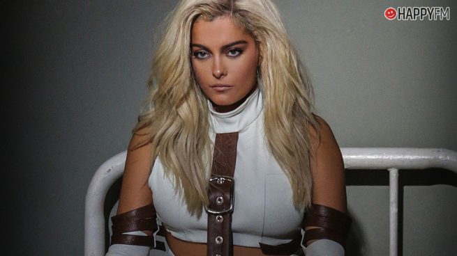 Bebe Rexha responde de manera contundente a los que piden que sonría más