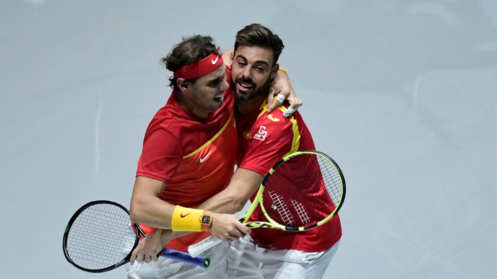 Nadal y Granollers celebran la victoria. (AFP)