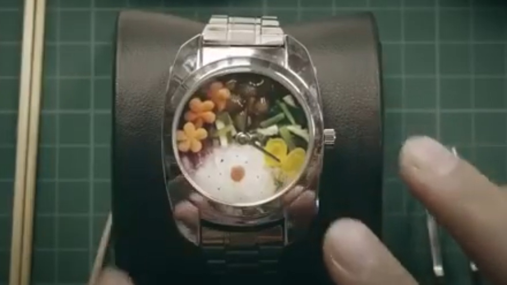 Facebook: El reloj fiambrera que triunfa en Japón