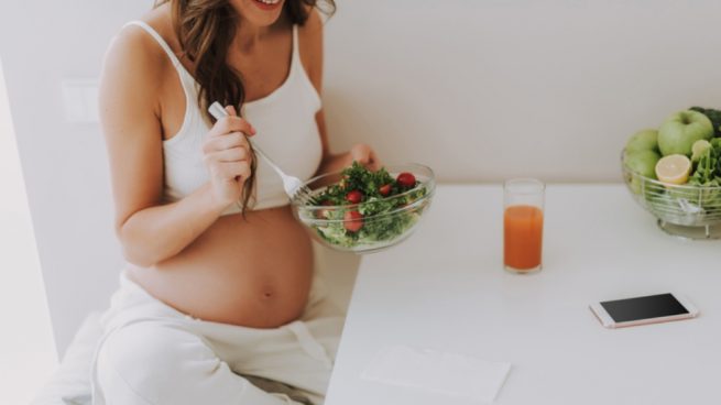 Qué comer para evitar la acidez de estómago durante el embarazo