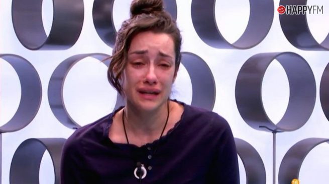 Adara sorprende con estas palabras de amor a Hugo Sierra: Así han sido las reacciones