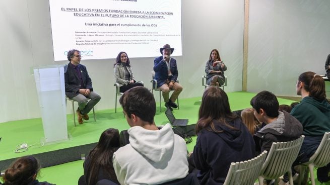 Ignacio Cubero (Instituto Los Castillos), Begoña Muñoz de Berguer (Fundación Endesa), Fernando López Mirones (biólogo y profesor) y Mercedes Esteban (Sociedad y Educación)